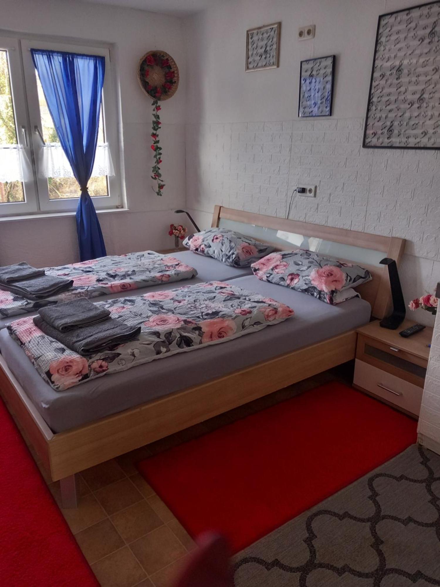 Zimmervermietung Pargen Daun Esterno foto